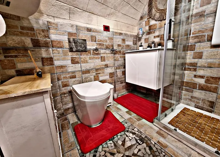 Luxury Borgo Antico Apartment *